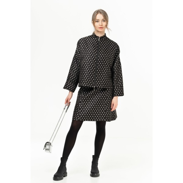 2444 C135 Black Print