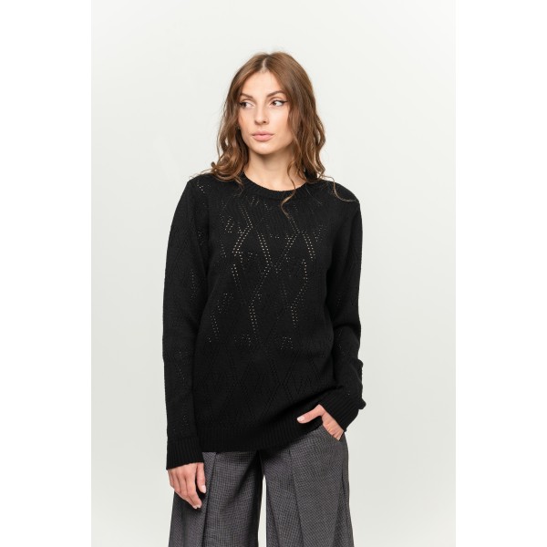 8189 600	Black